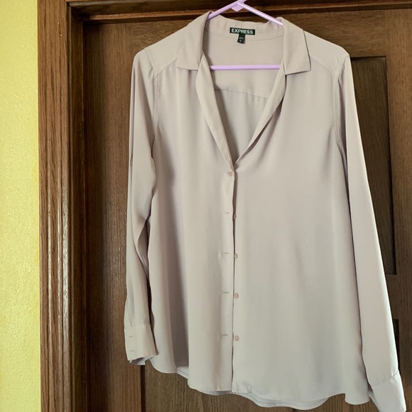 Express Tops - Pale pink blouse